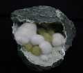 Geode
        di Okenite (Colore bianco) e Girolite - India